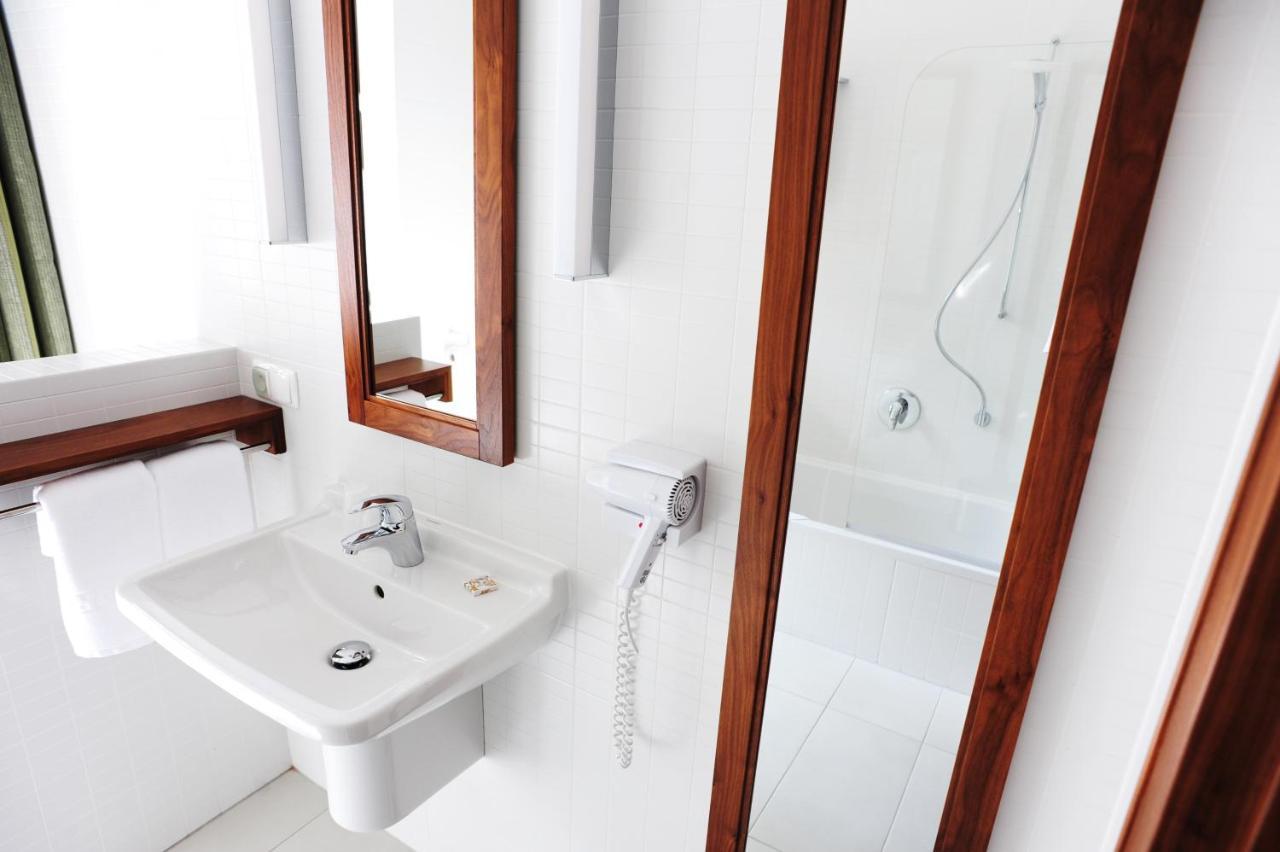 Hotel Zamek Lubliniec Luaran gambar