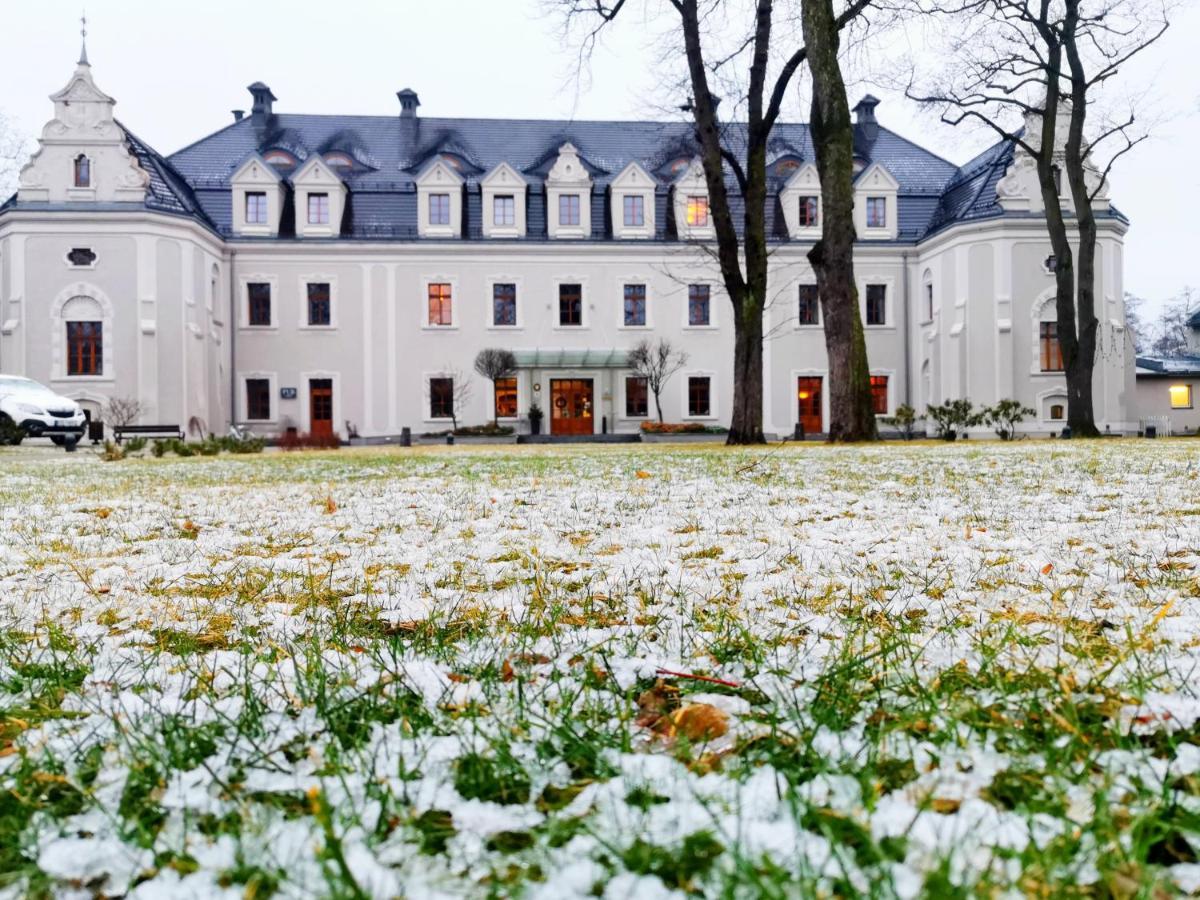 Hotel Zamek Lubliniec Luaran gambar