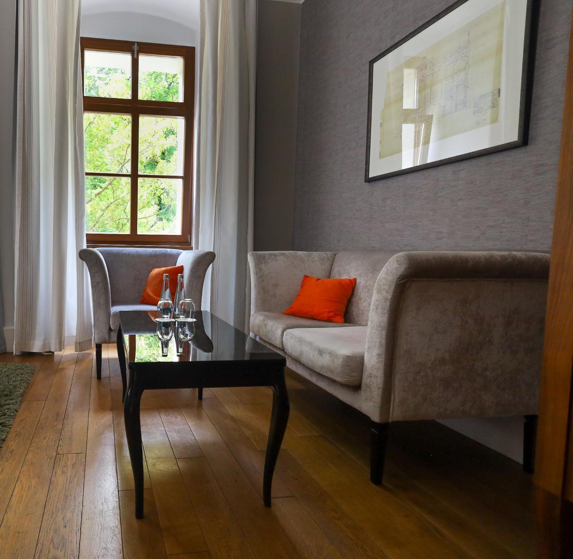 Hotel Zamek Lubliniec Luaran gambar